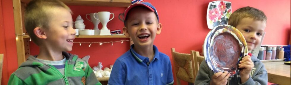 Splash of Colour | The Pottery Painting Cafe in Salisbury